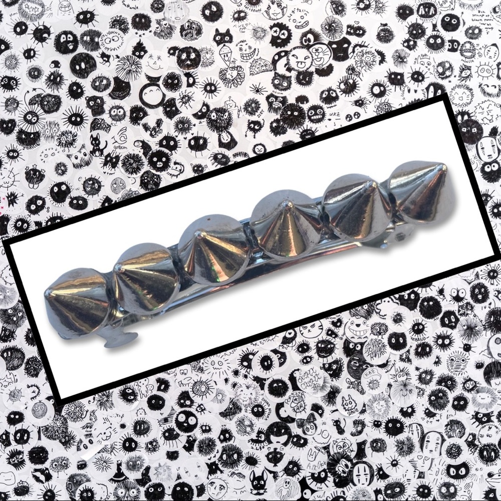 Silver Spike Hair Clip - Picture 2 of 5